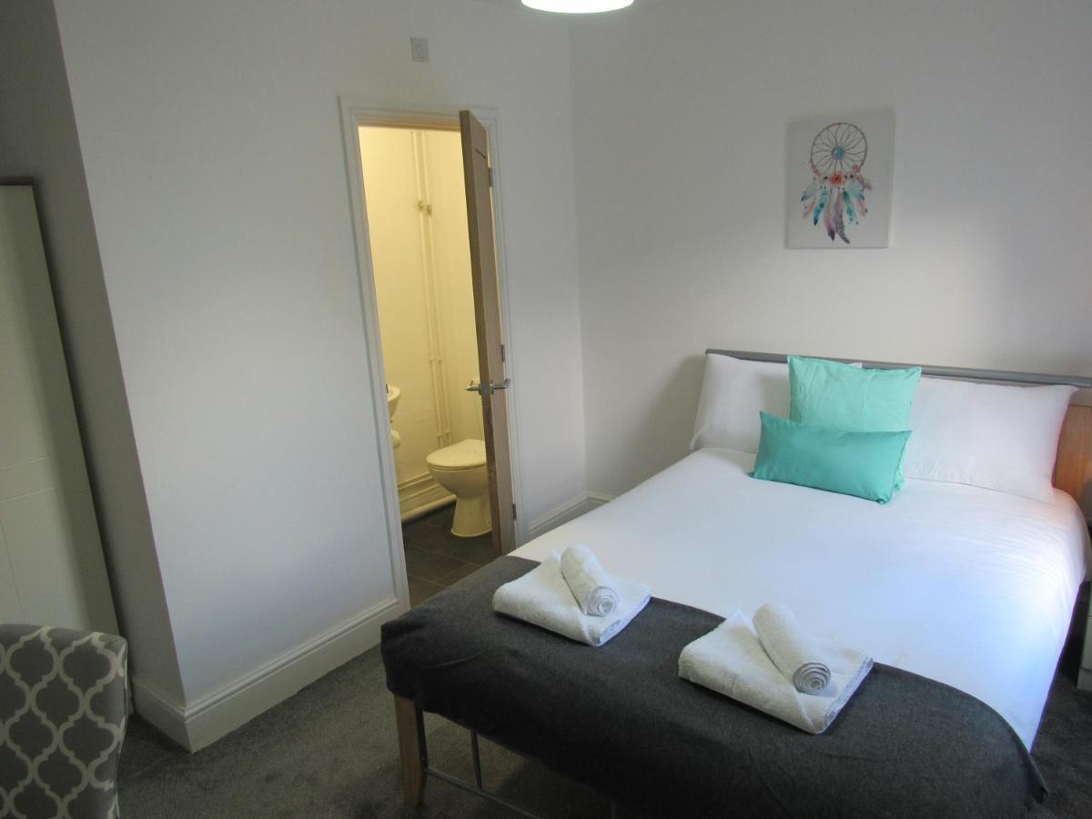 The Tas Suites - Tas Accommodations Cambridge  Exterior photo